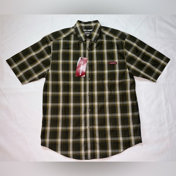 Wolverine NWT Men’s Size M Dark Olive Green Plaid Mortar Short Sleeve Shirt - Picture 1 of 7